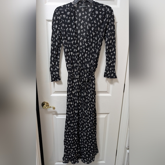 Reformation Jaz Wrap Midi Dress Black white floral Sierra NWT Size